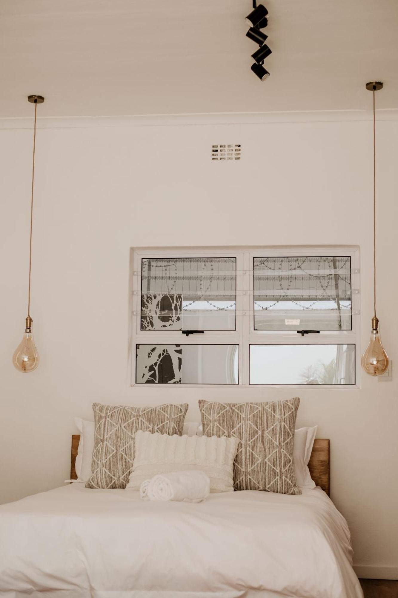 107 Dorpstraat Boutique Hotel Стеленбош Екстериор снимка